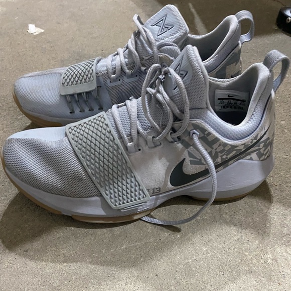 Nike XC cross trainers mens size 9.5 - Picture 2 of 3